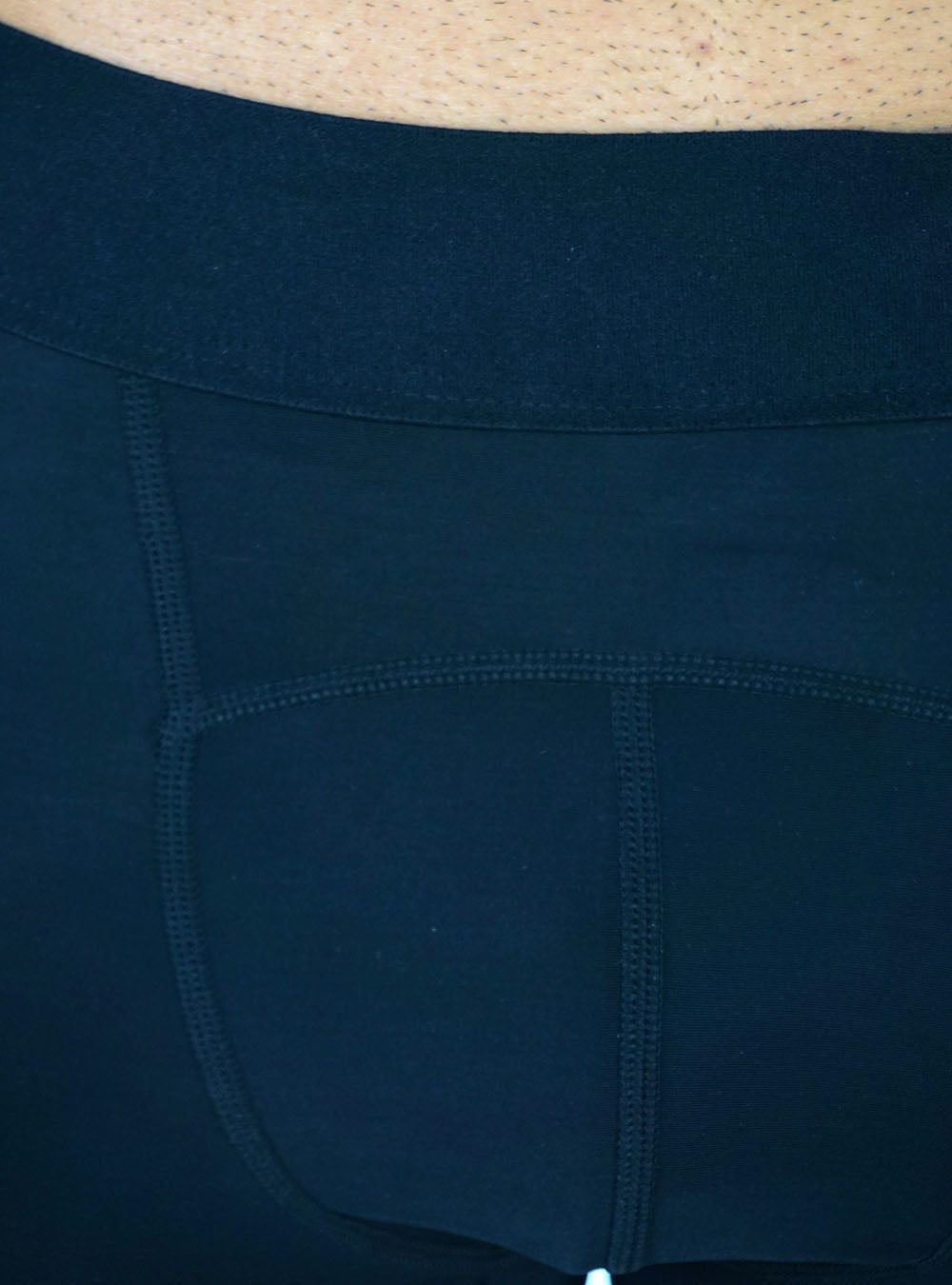 BLACK COMPRESSION SHORTS