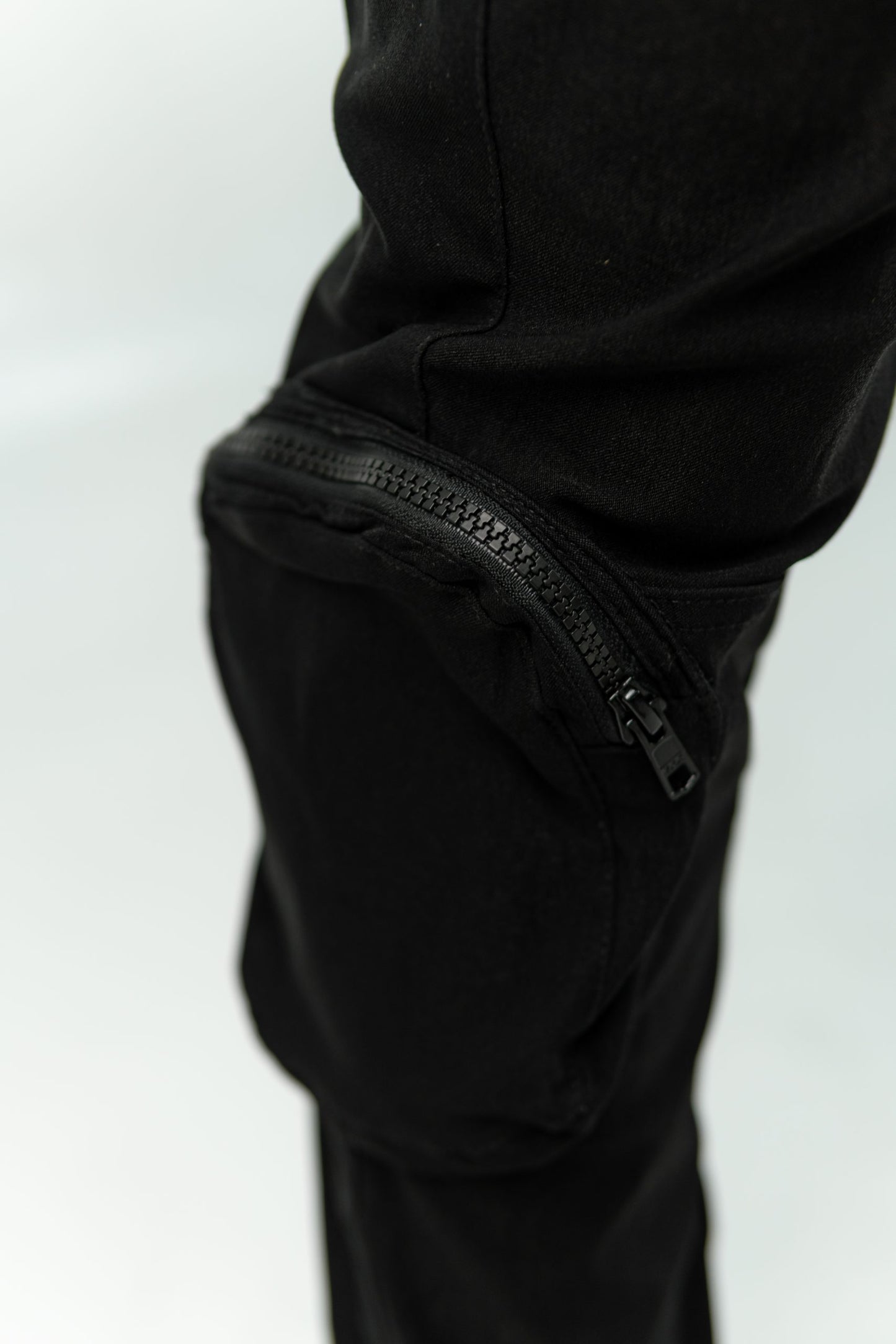BLACK CARGO 'BE' UTILITY PANTS