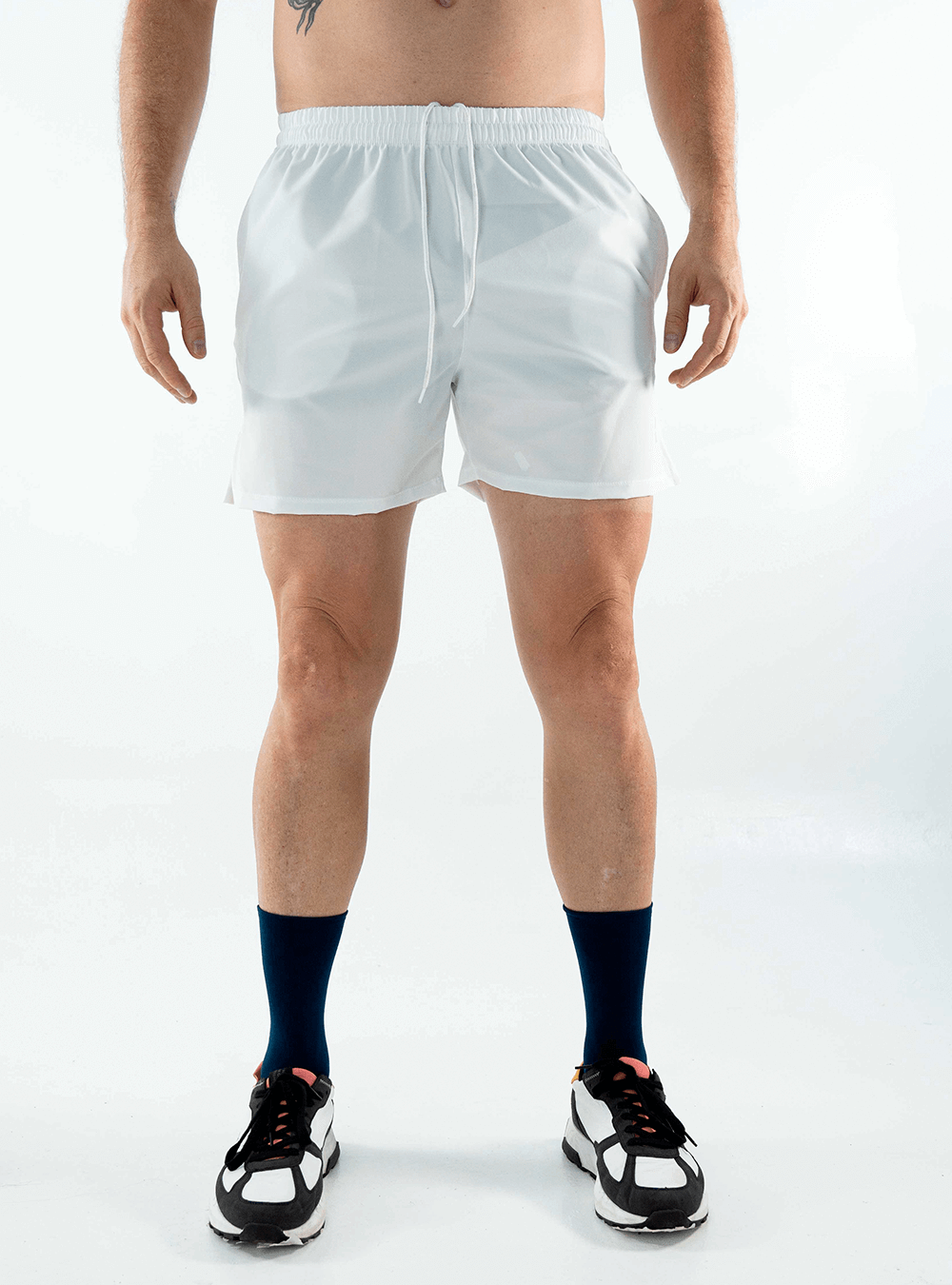 CLASSIC WHITE SHORTS