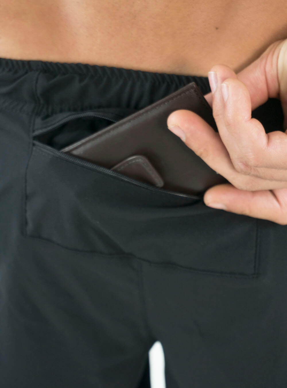 BLACK RUNNING SHORTS