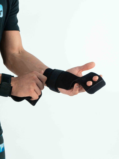 SPEED GRIP STRAPLESS TOP