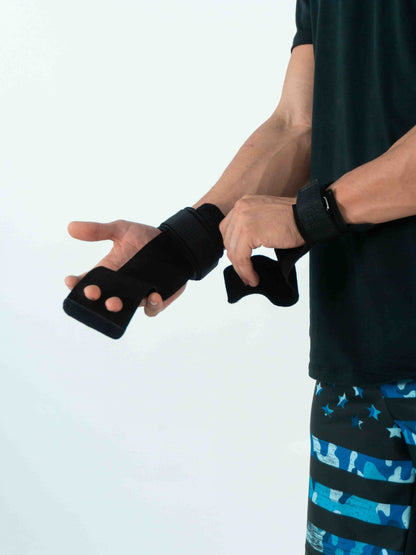 SPEED GRIP STRAPLESS TOP