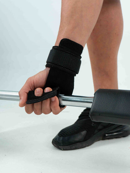 SPEED GRIP STRAPLESS TOP